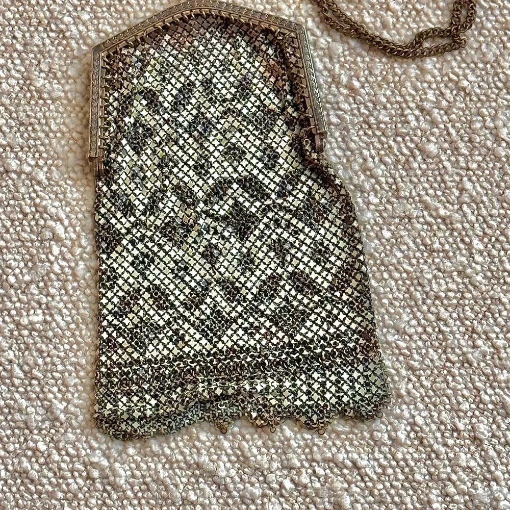 Vintage Mandalian Mesh Purse - Picture 11 of 14